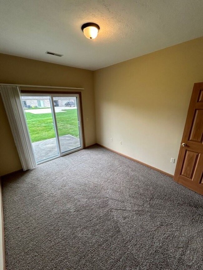 Building Photo - Modern Brick Ranch with 3 Bedrooms, 1.5 Ba...