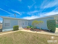 Building Photo - SD: Charming 3BD/2BA Single-Story Home in Otay Mesa with Large Backyard, In-Unit Laundry & Attach...