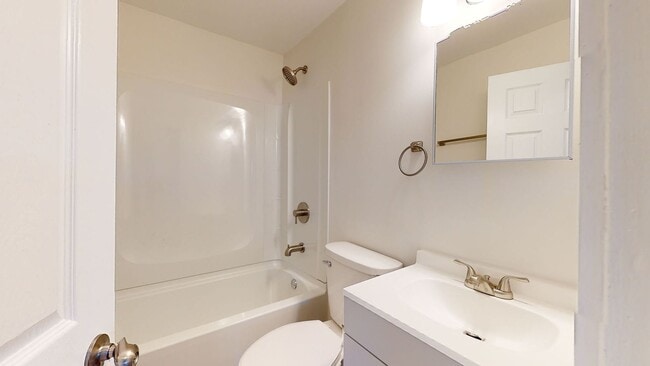 Interior Photo - Fairley Avenue