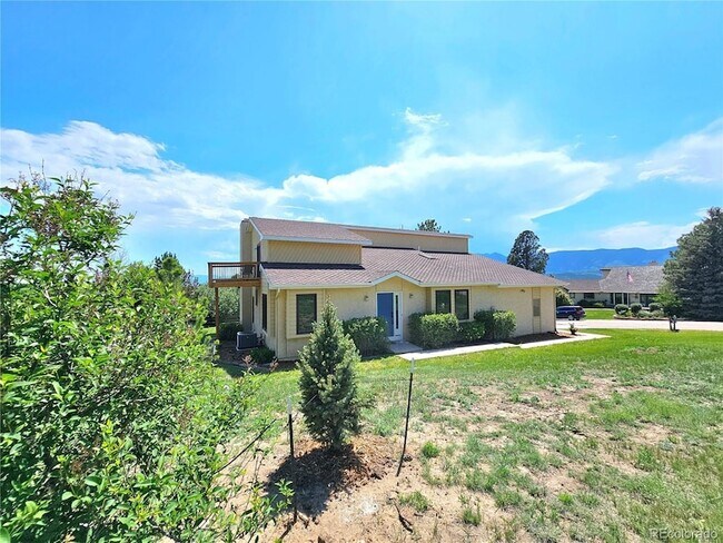 Building Photo - 14445 River Oaks Dr