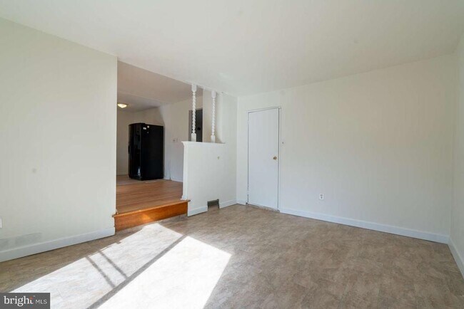 Building Photo - 1558 Specht Pl