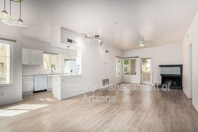 Building Photo - 11333 N 92nd St
