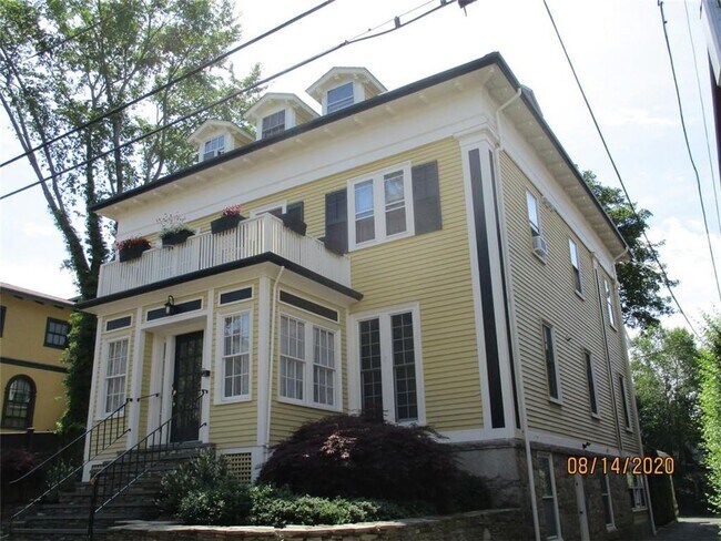 Primary Photo - 75 Pelham St