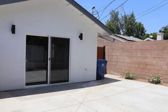 Building Photo - 9500 Penfield Ave