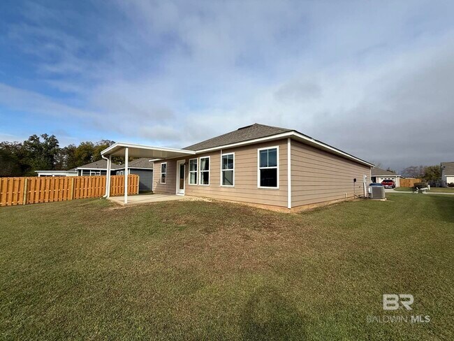 Building Photo - 912 Sentinel Cir