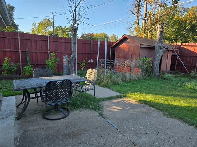 Building Photo - 4305 Hanover Dr