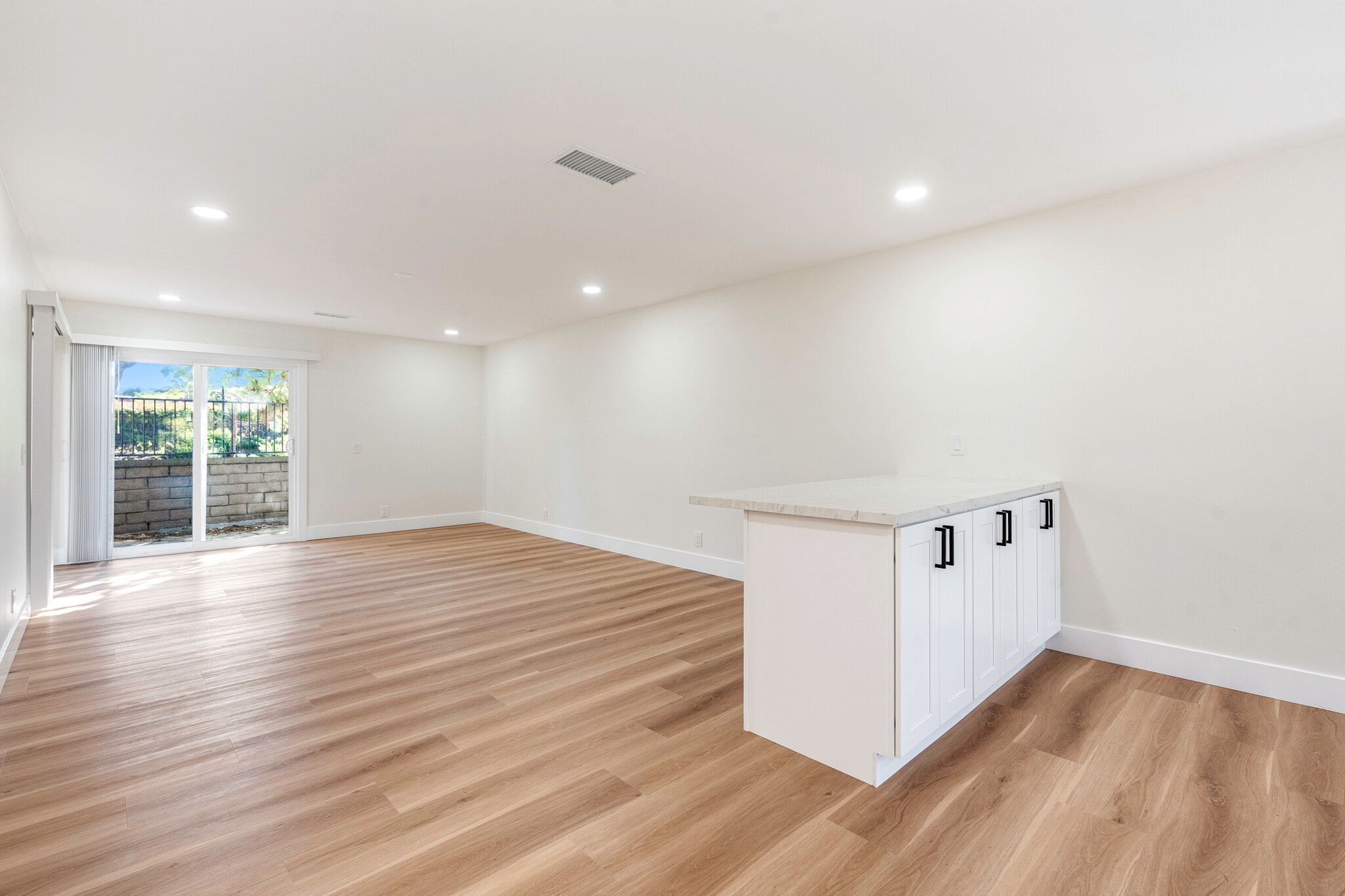 Building Photo - 23831 Pesaro