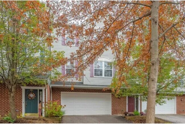 Building Photo - 590 Tall Oak Blvd NW