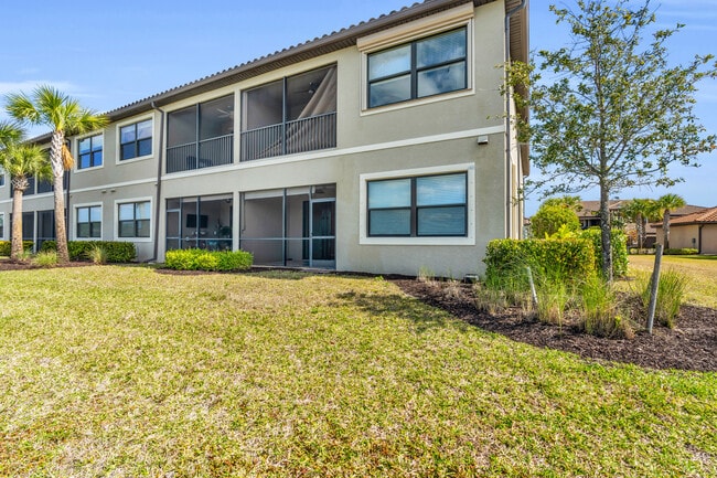 Building Photo - 9385 Pocida Ct