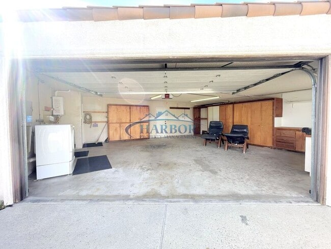 Building Photo - 2300 Sparta Dr