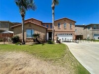 Building Photo - Stunning 5 Bed/3 Bath NW Bakersfield Home ...