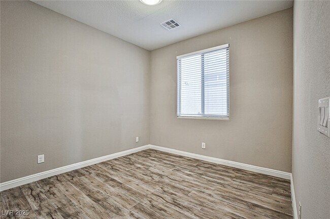 Building Photo - 7716 Plumbush Ct