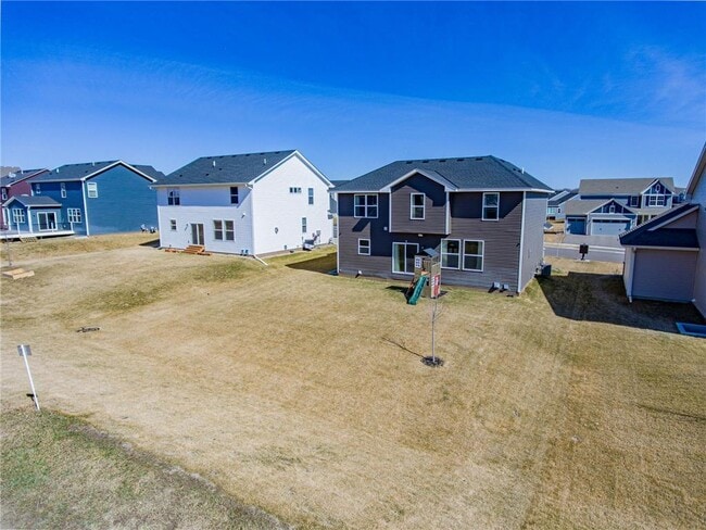 Building Photo - 1582 Edgebrook Ln