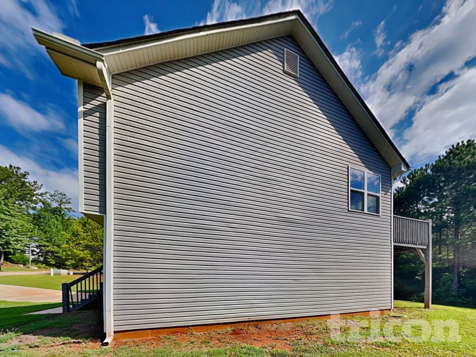 Building Photo - 295 Oak Meadows Dr