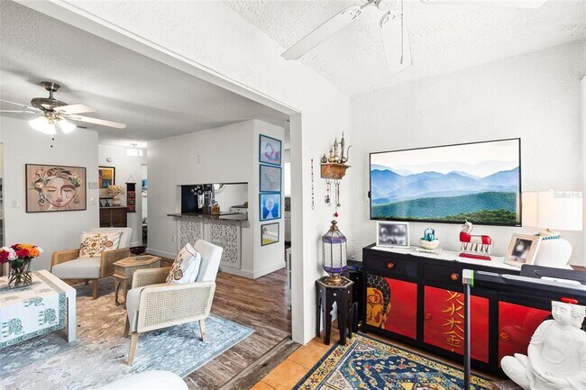 Building Photo - 3802 Cortez Cir