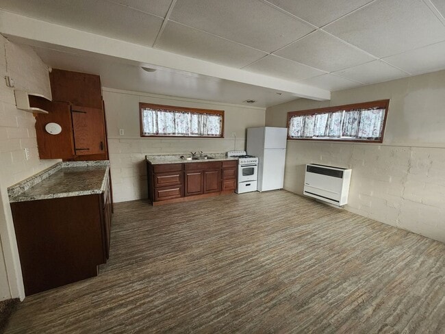 Building Photo - One Bedroom One Bath Home