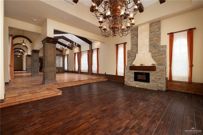 Building Photo - 41 Antigua Dr