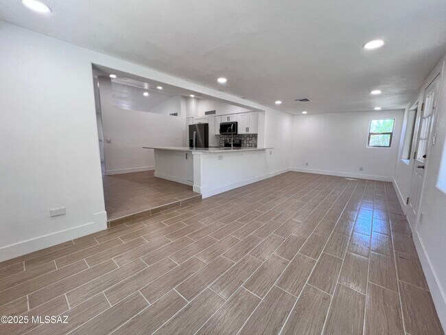 Building Photo - 7141 E Gambel Cir