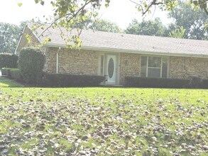 Building Photo - 532 West St
