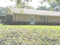 Building Photo - 532 West St
