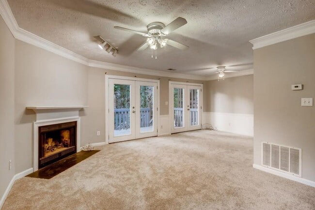 Building Photo - 1500 Shiloh Pl