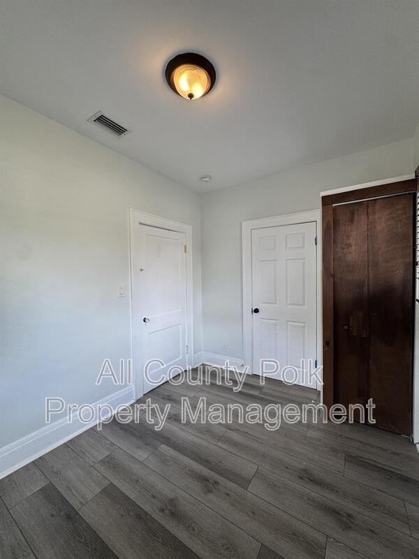 Building Photo - 202 W Belmar St