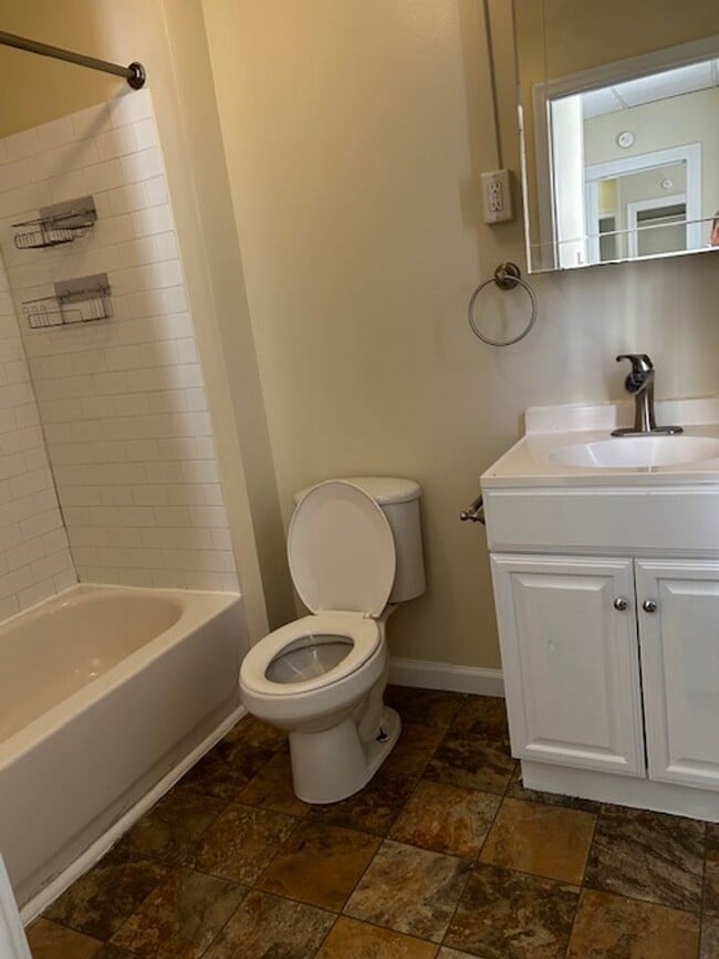 Building Photo - 1448 Cotton St