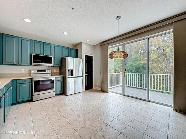 Building Photo - 4590 Capital Dome Dr