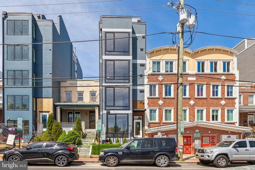 Building Photo - 611 Kennedy St NW