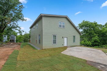 Building Photo - New construction 1/1 in the Heart of Atlanta!