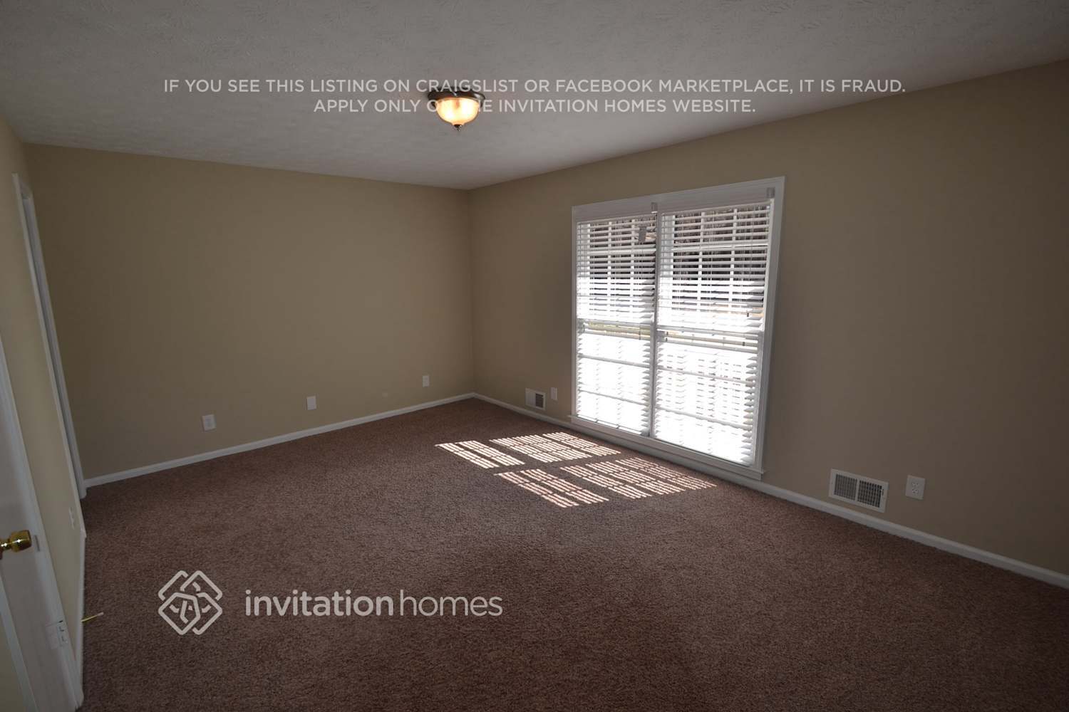 Building Photo - 1501 Sundale Dr