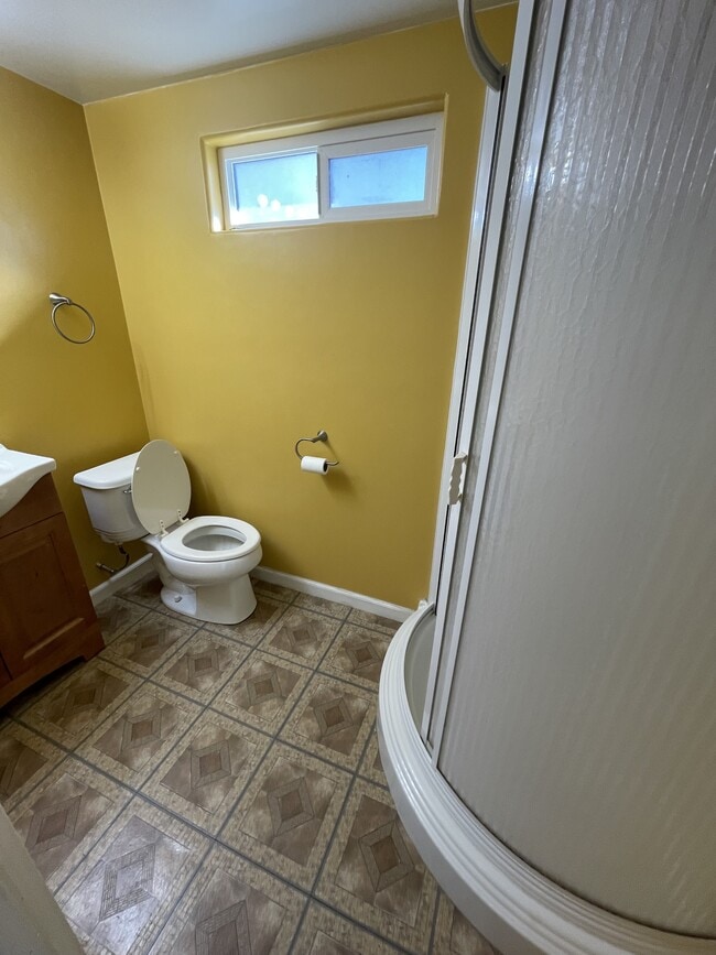 Building Photo - 8302 Bailey Rd