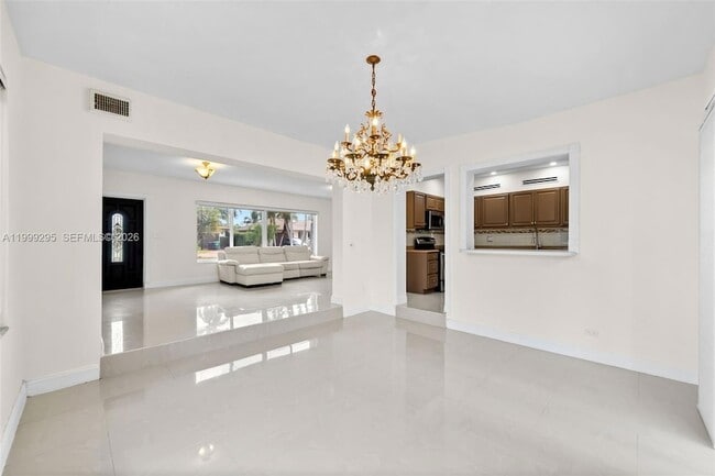 Building Photo - 261 188th St