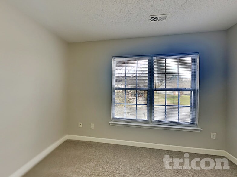 Building Photo - 4019 Cedar Bark Dr