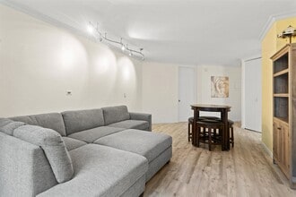 Building Photo - 7004 JFK Blvd E