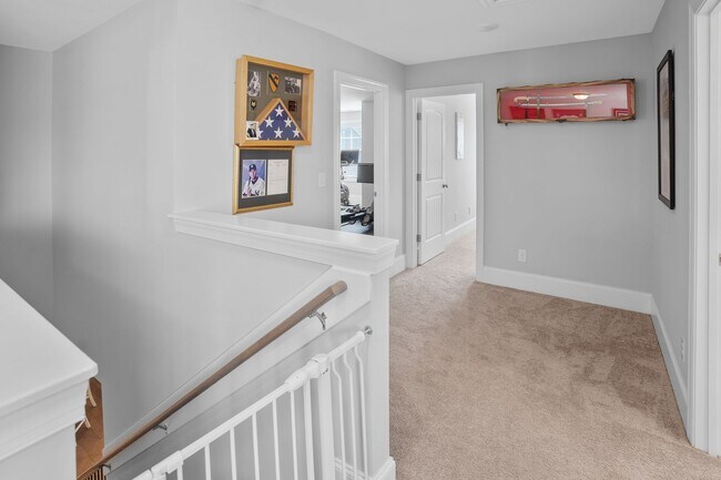 Building Photo - Stunning 4 bedroom 2.5 bath home located in Hampstead Wyndwater Community