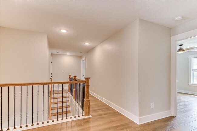 Building Photo - 419 Barrow Ln