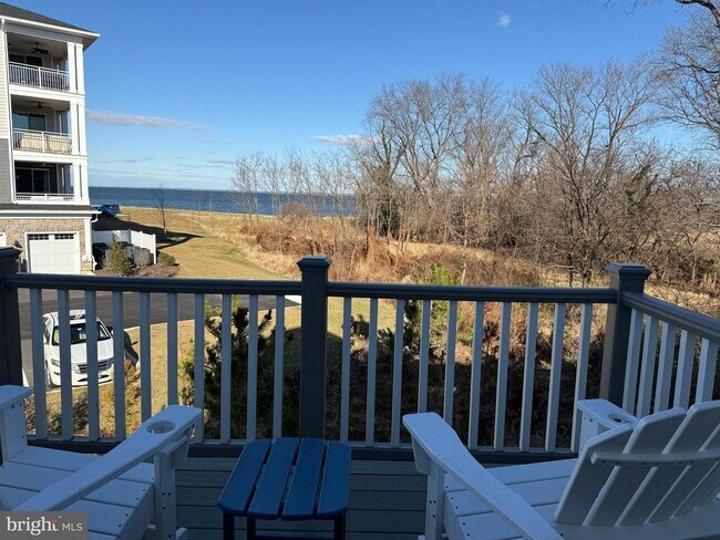 Building Photo - 907 Auckland Way