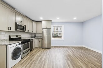 Building Photo - 392 Palisade Ave