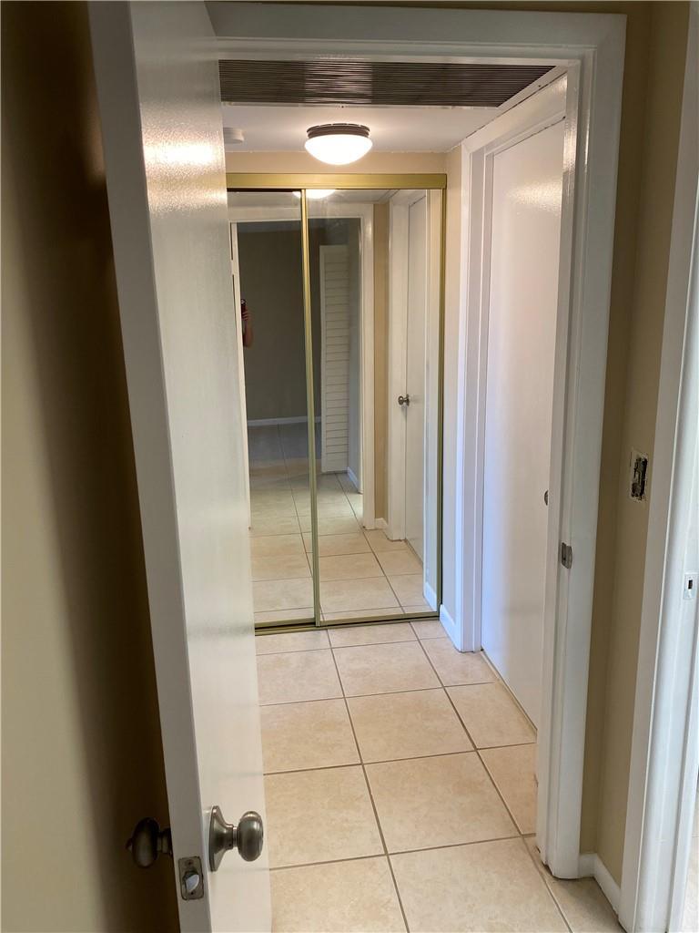 Building Photo - 2448 NW 49th Ter