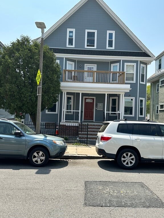 Building Photo - 39 Clarkwood St