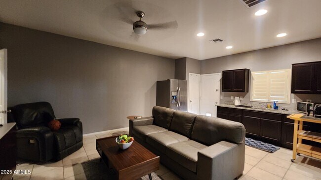 Building Photo - 42037 W Quinto Dr