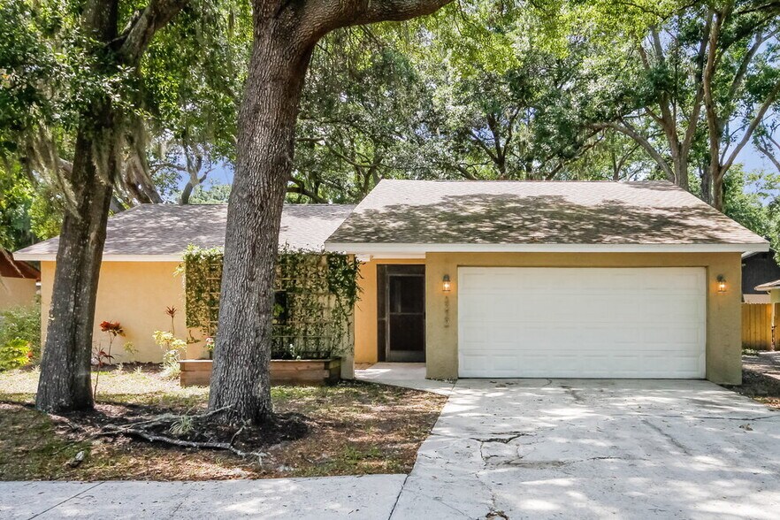 Primary Photo - 3222 Las Brisas Dr