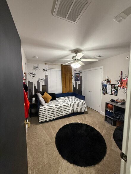 3rd level- 2nd bedroom - 8705 Bryam