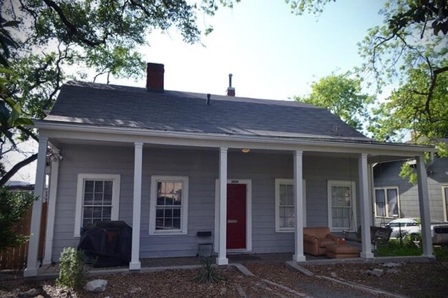 Primary Photo - 2800 Salado St