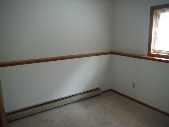 Building Photo - 4 Bedroom Condo- Close to MSU and Downtown Bozeman!
