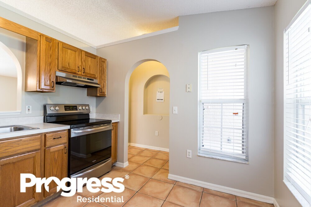 Building Photo - 4212 Stonefield Dr
