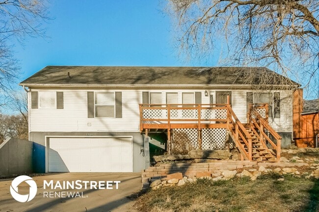 Building Photo - 1709 Lexington Rd