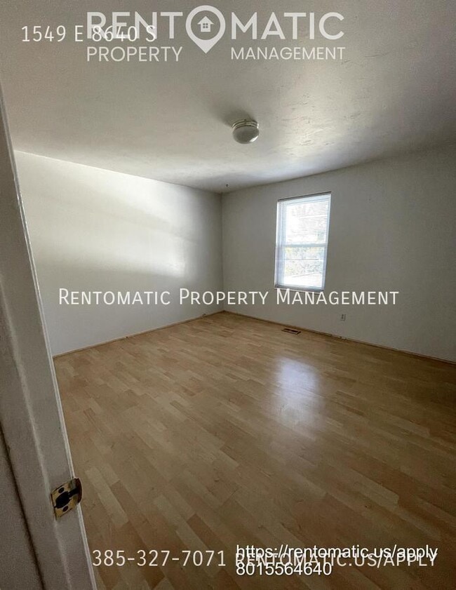 Building Photo - 1549 E 8640 S