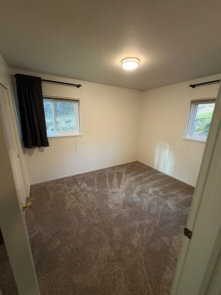 Building Photo - 3075 Miles Way